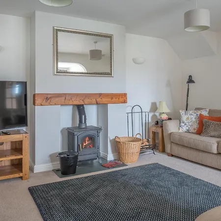 Meadow Barn, Beautiful Barn Conversion In Duddon Valley, District