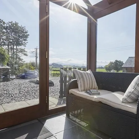 Meadow Barn, Beautiful Barn Conversion In Duddon Valley, District