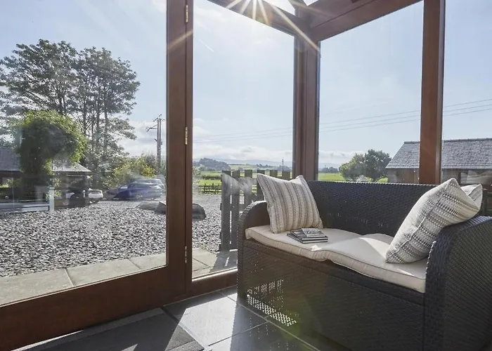Meadow Barn, Beautiful Barn Conversion In Duddon Valley, District